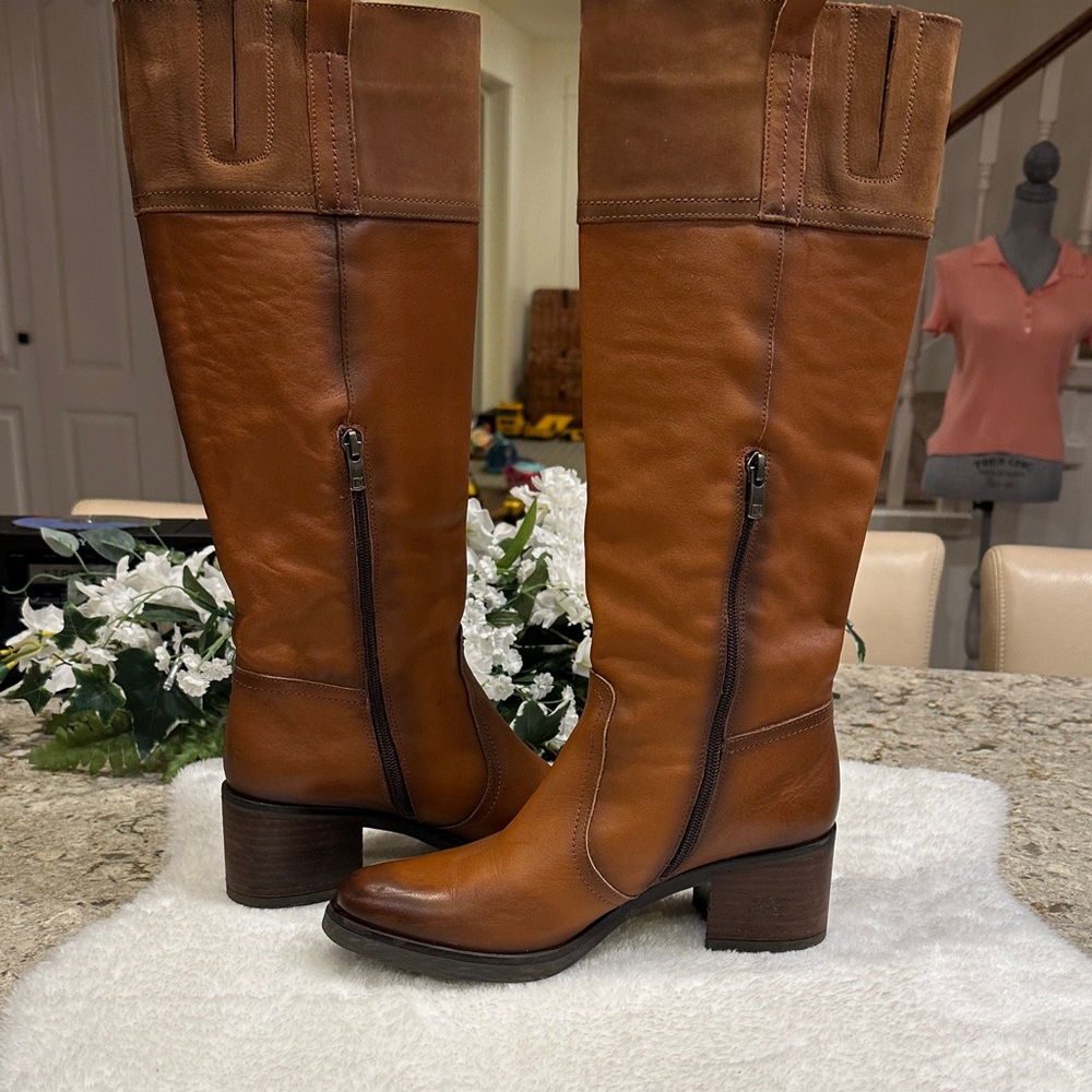 As new. Dorking boots
